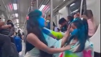 Delhi Police arrest two women who starred in viral Holi video in Metro