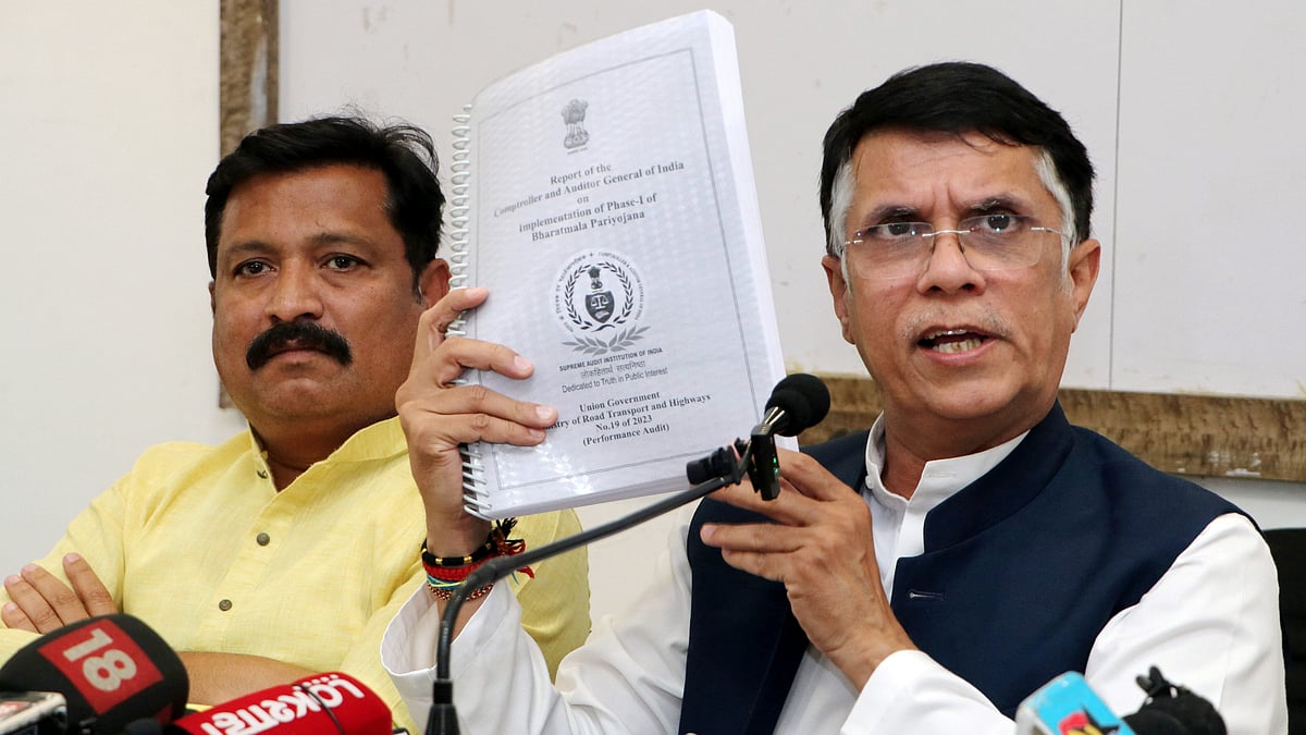Congress leader Pawan Khera at a press conference in Nagpur on 15 April (photo: PTI)