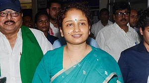 Kalpana Soren files nomination as JMM candidate from Gandey Assembly seat