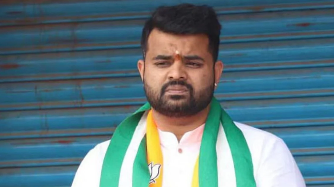 Prajwal Revanna faces multiple charges, including rape and sexual harassment (photo: @ManojSh28986262/X)