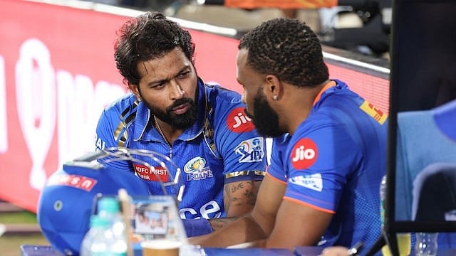 Hardik Pandya with batting coach Kieron Pollard (photo: BCCI)