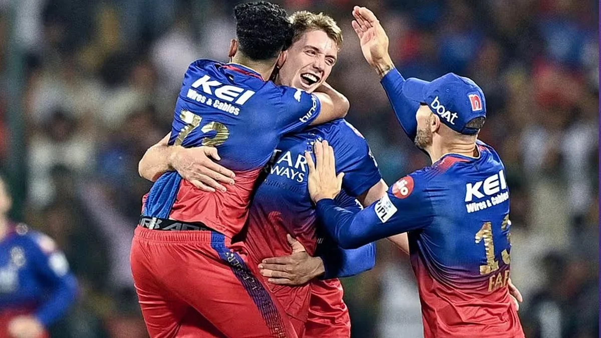 Jubilant RCB members after fifth win on the trot on 12 May (photo: @RCBTweets/X)