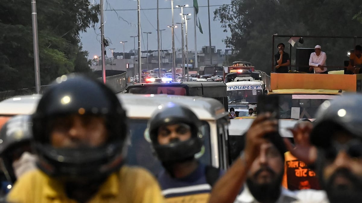 Delhi traffic stands still as Kejriwal walks out of jail