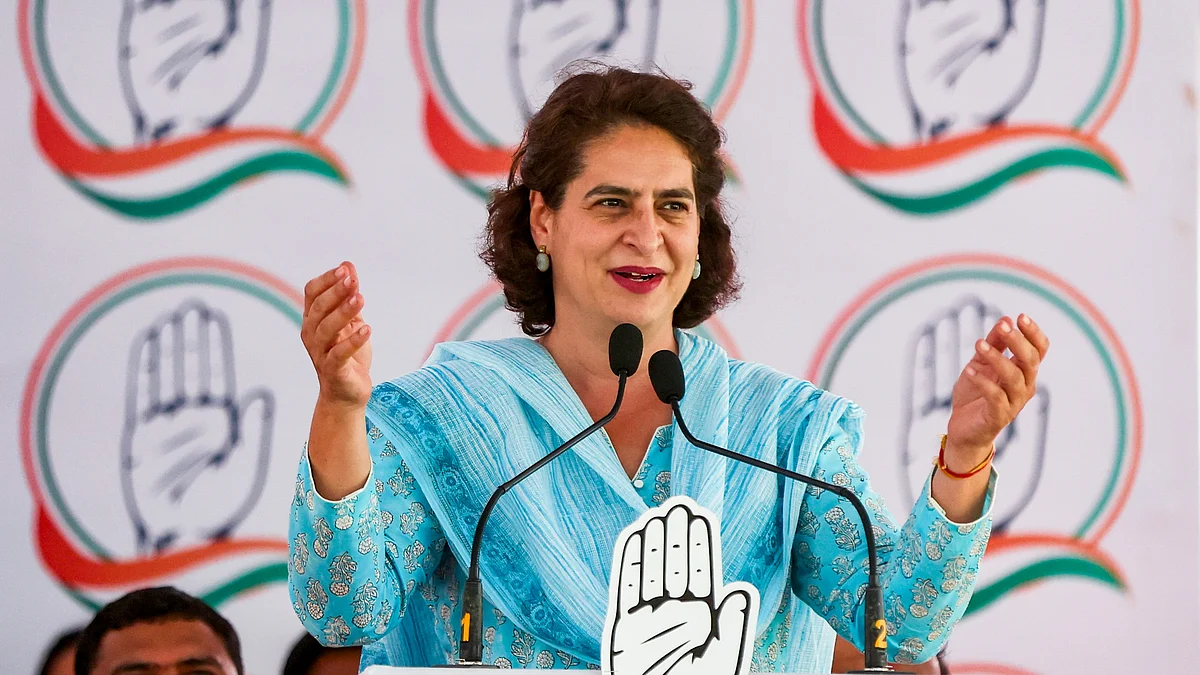 Priyanka Gandhi Vadra speaks at a meeting in Banaskantha, Gujarat (photo: PTI)
