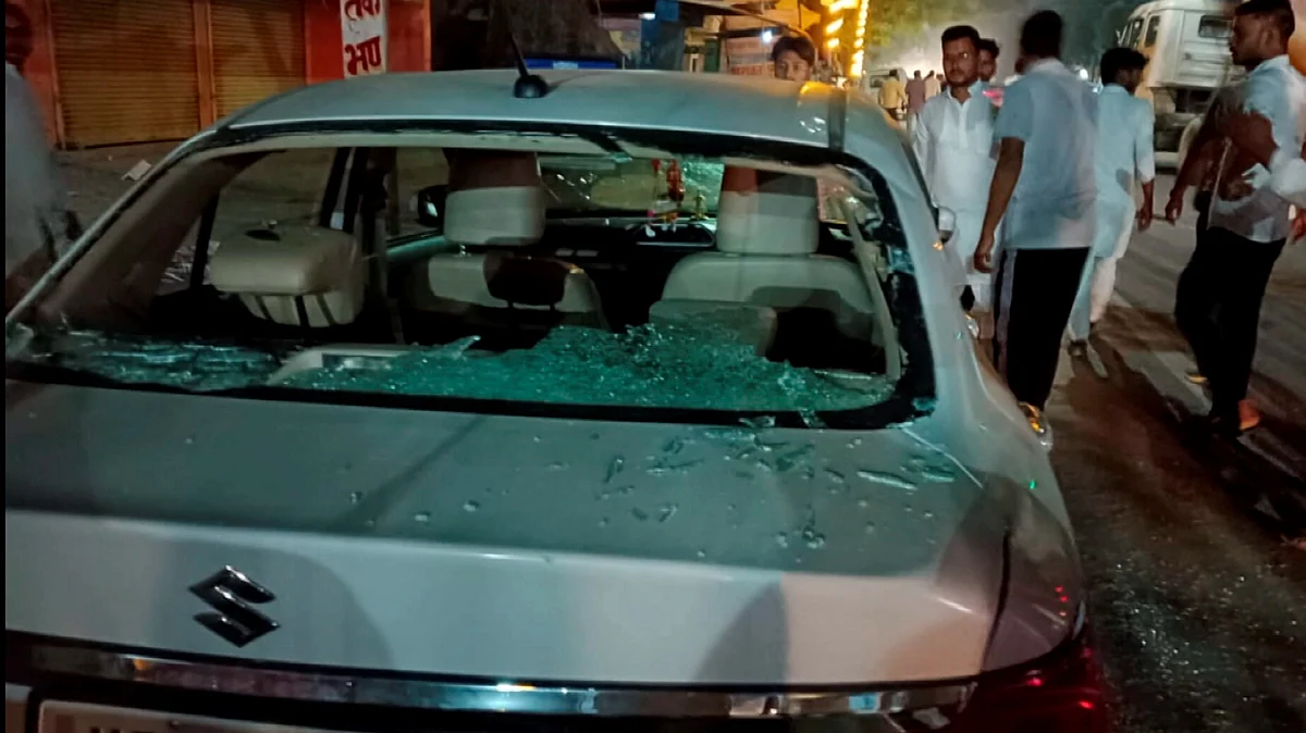 A damaged vehicle outside the Congress office in Amethi on 5 May (photo: PTI)