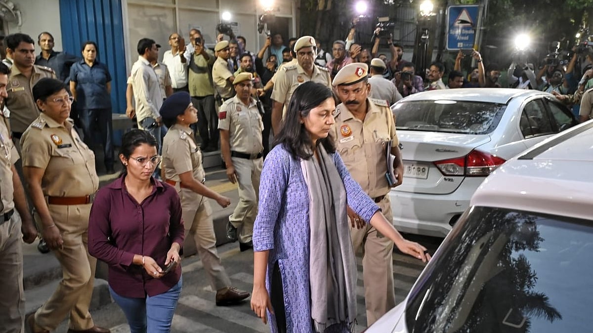 "Spreading lies": Maliwal threatens to take Delhi ministers to court