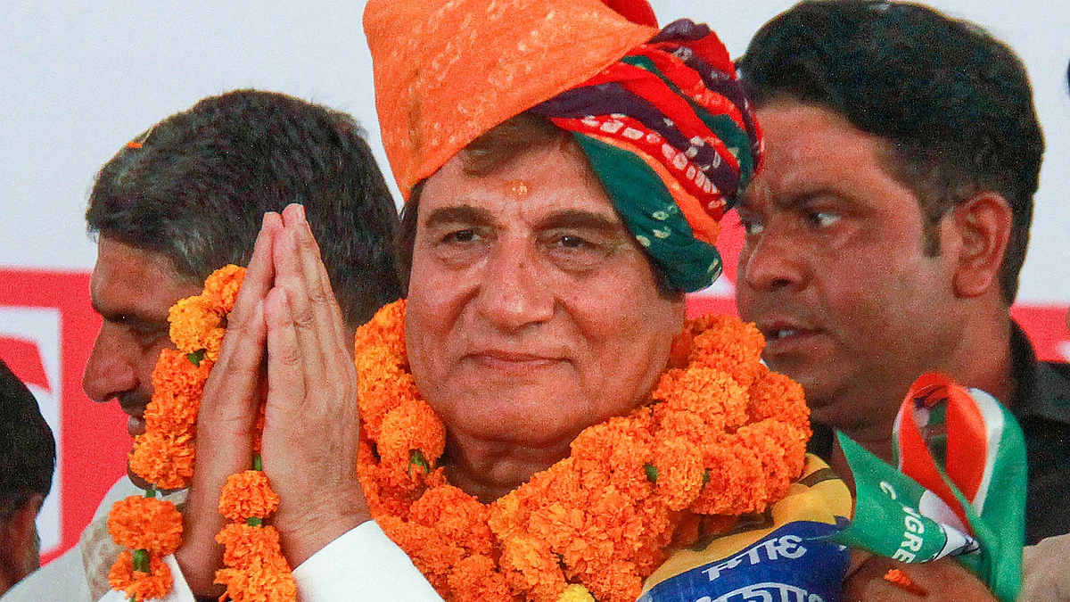 Congress candidate Raj Babbar after filing his nomination papers for LS polls in Gurugram on 3 May (photo: PTI)