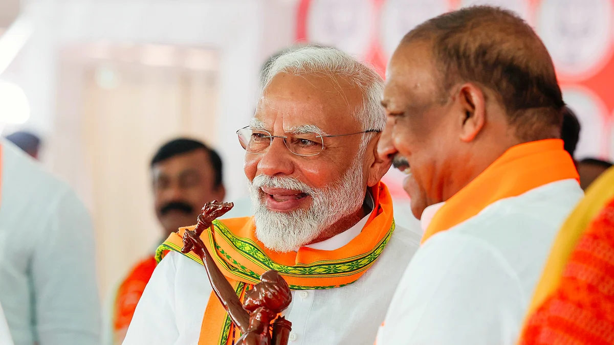 Narendra Modi campaigns in Maharashtra (photo: PTI)