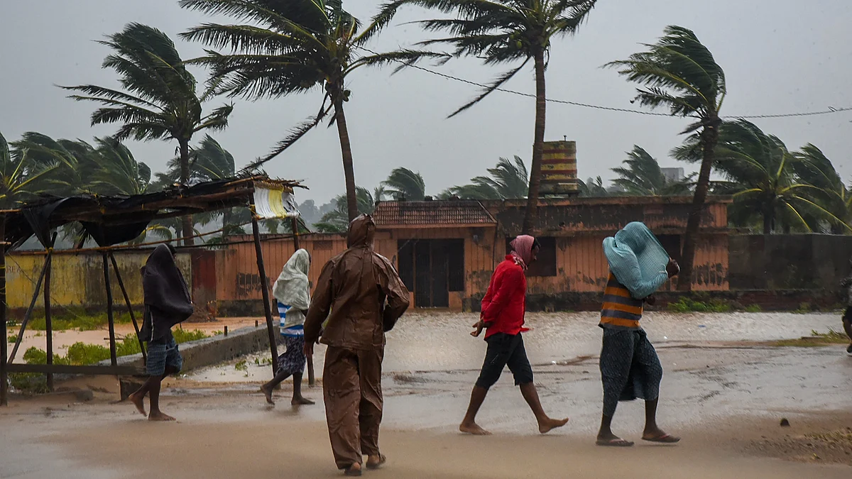 Assam may witness moderate to heavy rainfall due to the storm (photo: PTI)