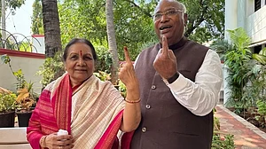 Congress chief Kharge casts his vote in Karnataka's Kalaburagi