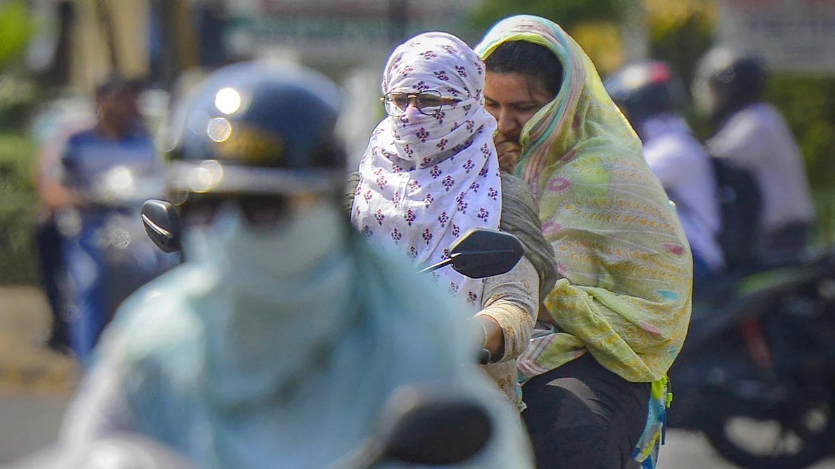 Exposure to high temperature for a prolonged time can lead to heat stroke, says doctor (photo: PTI)