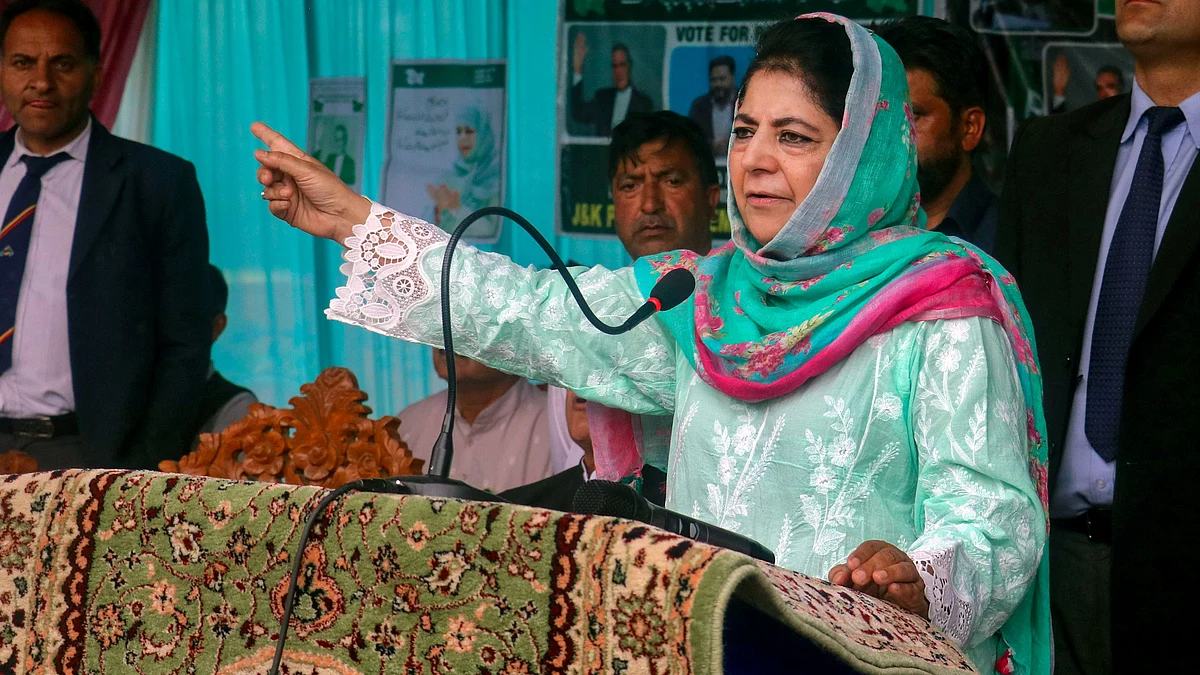 Mehbooba Mufti addresses an election rally in Baramulla on 16 May (photo: PTI)