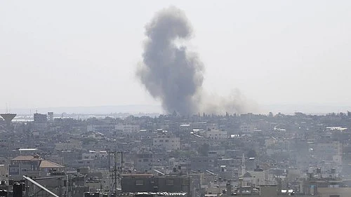 Smoke rises after an Israeli airstrike in the southern Gaza Strip city of Rafah on October 15, 2023 (photo: IANS)