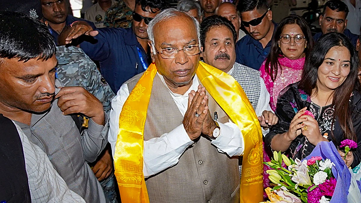 Mallikarjun Kharge in Shimla on 25 May (photo: PTI)