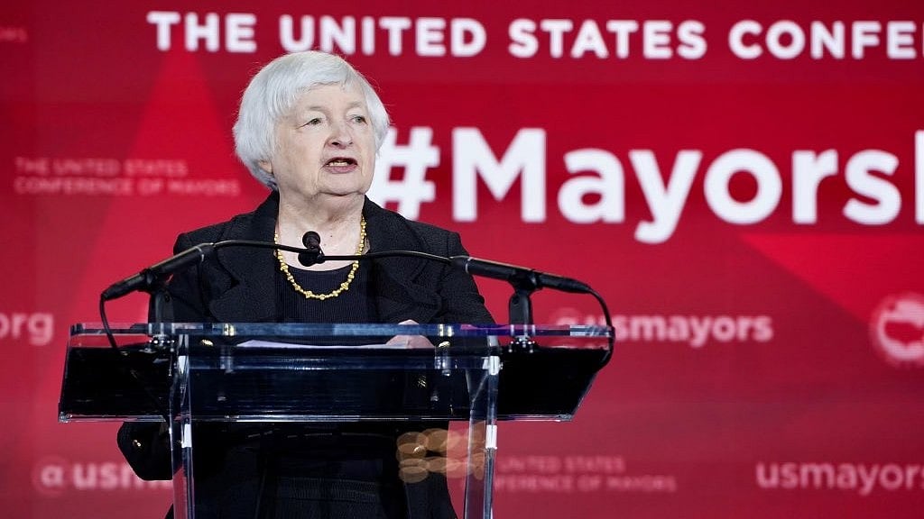 New US sanctions against Russia target weapons, uranium imports