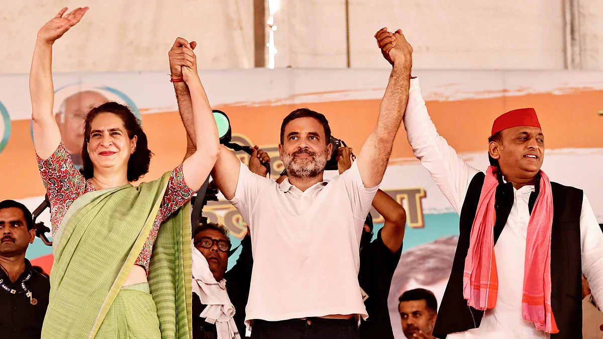 From left: Priyanka Gandhi Vadra, Rahul Gandhi, and Akhilesh Yadav at the INDIA bloc rally (photo: @INCIndia/X)