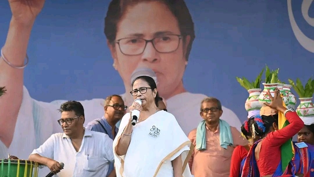 West Bengal chief minister Mamata Banerjee campaigns on behalf of Trinamool candidate June Malia in Midnapore (photo courtesy @tofajjalsk8146/X) 