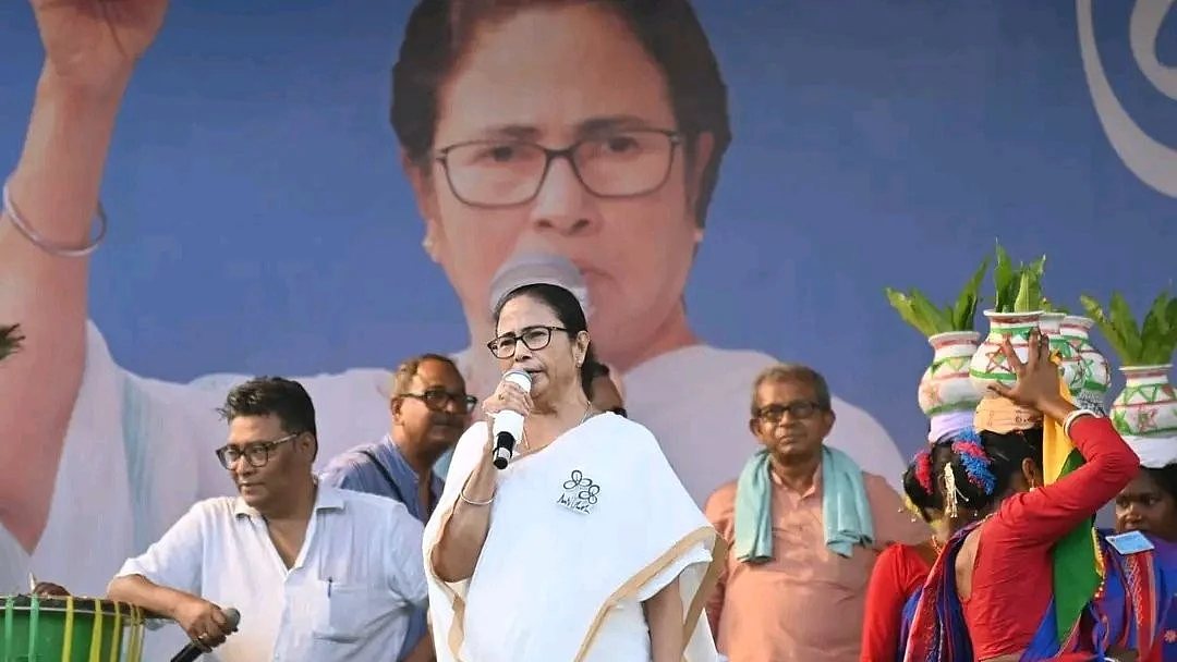 West Bengal chief minister Mamata Banerjee campaigns on behalf of Trinamool candidate June Malia in Midnapore (photo courtesy @tofajjalsk8146/X) 