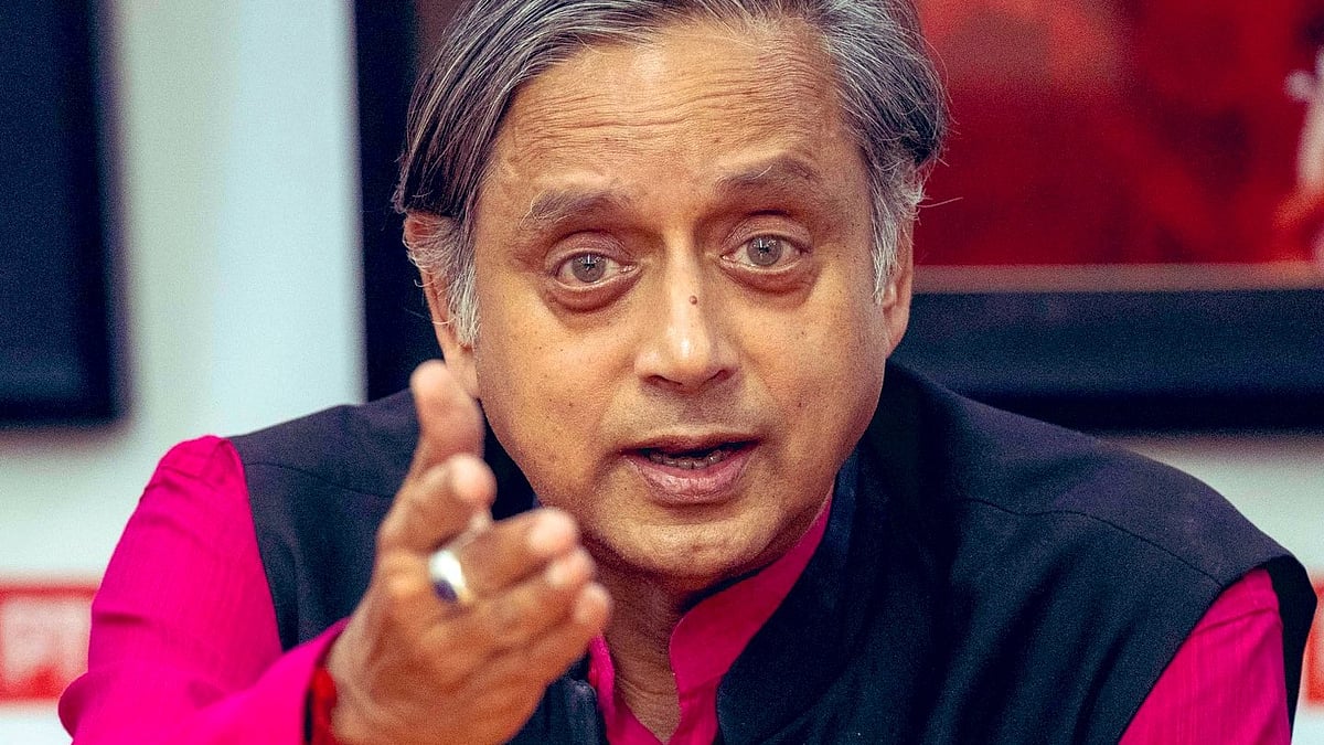Congress candidate Shashi Tharoor in Goa on 2 May (photo: @ShashiTharoor/X)
