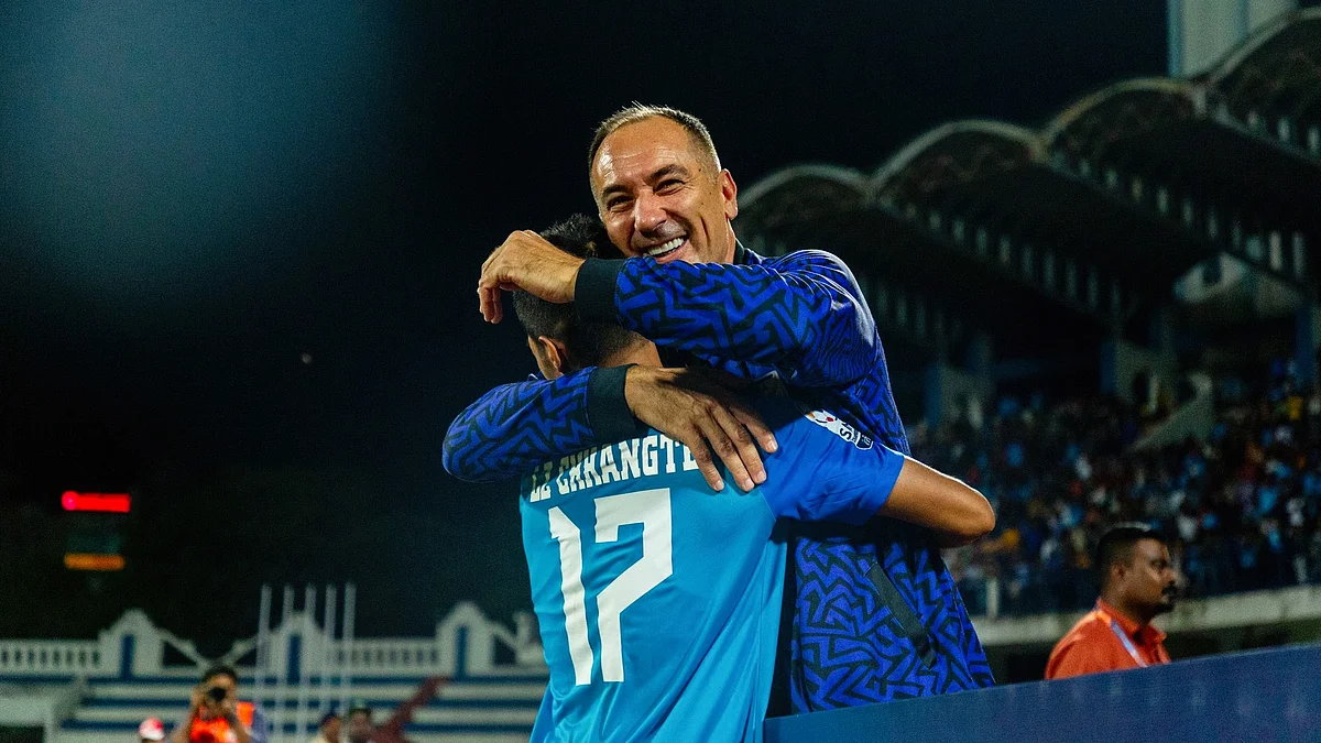 Stimac celebrating India's victory at the SAFF Championship 2023 (photo: @stimac_igor/X)