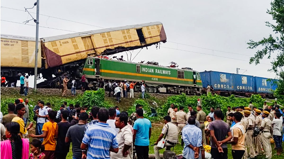 1.52 lakh safety category posts vacant: Indian Railways in RTI response 