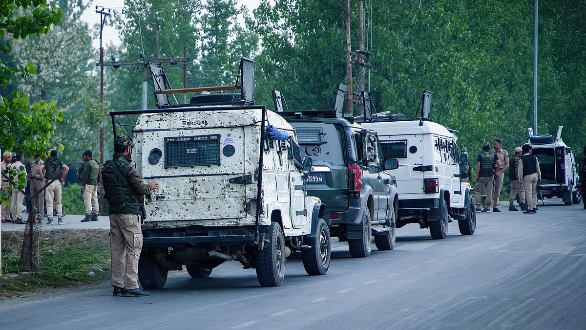 J&K: CRPF jawan killed, six security personnel injured in two encounters with terrorists 