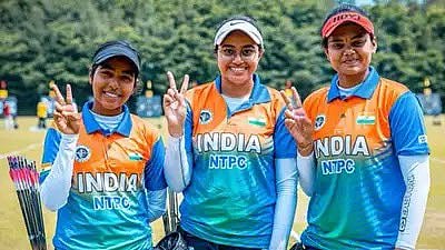 Jyothi Surekha Vennam, Aditi Swami, Parneet Kaur score a World Cup gold hat-trick (photo @happyturka5/X)