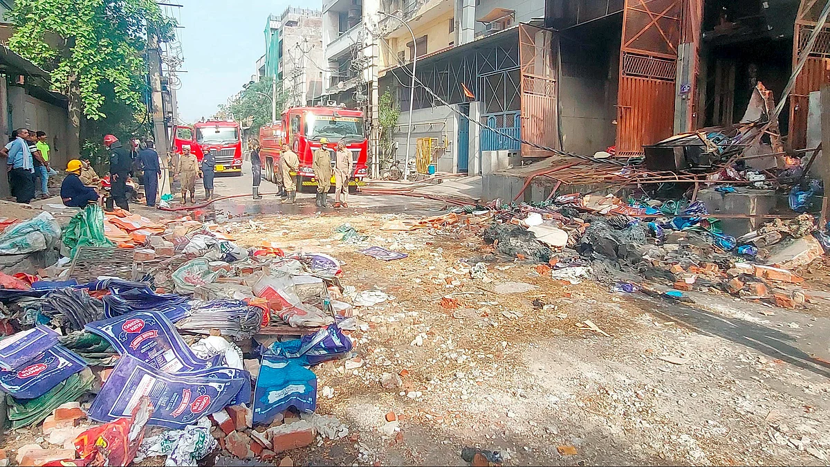 Fire tenders at Narela Industrial Area on 8 June (photo: PTI)