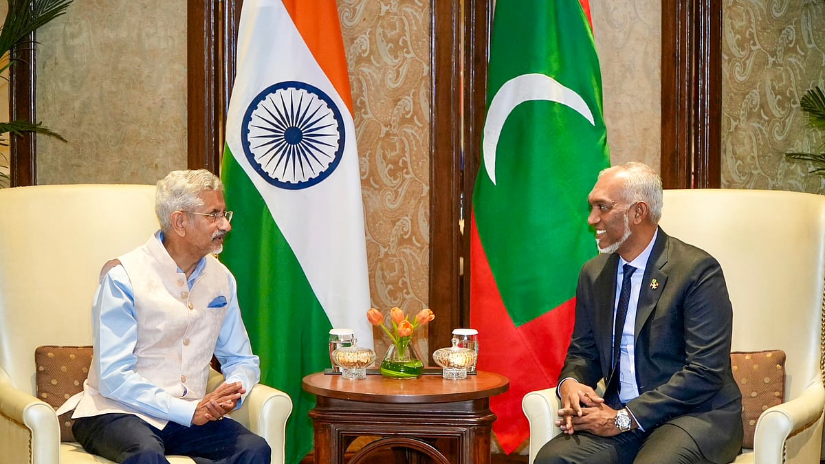 Union Minister S. Jaishankar with President of Maldives Mohamed Muizzu during a meeting. (photo: PTI)