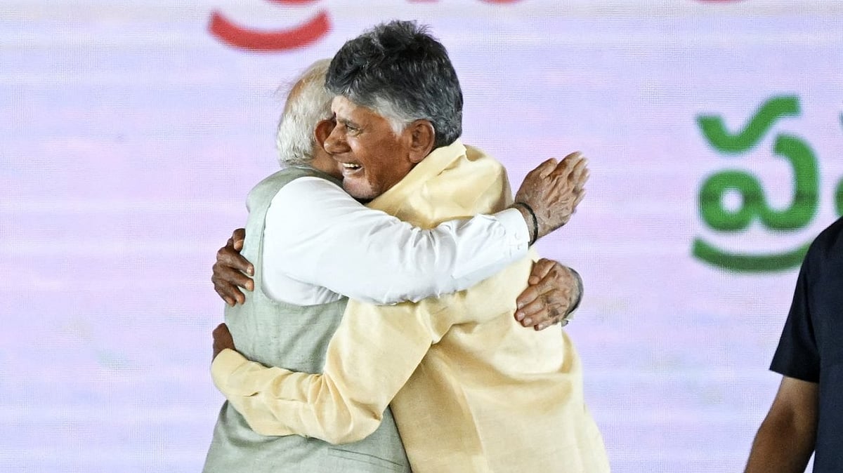 A PM-to-CM gratulatory hug from Modi to NDA ally Chandrababu Naidu (photo: ncbn)