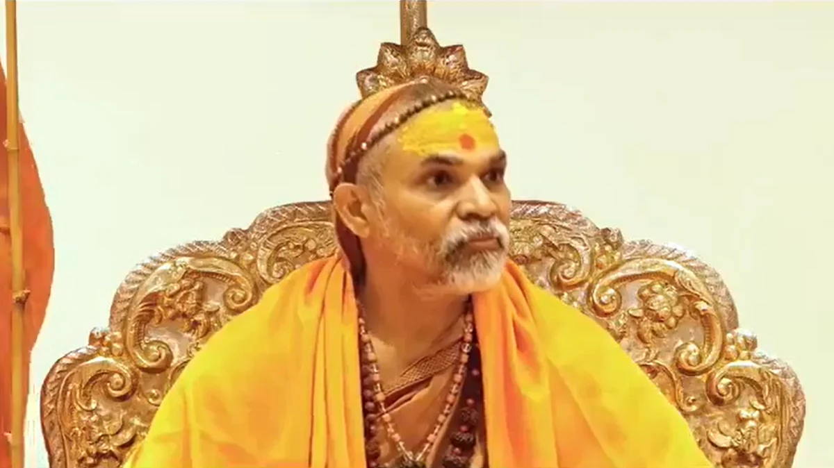 Screen grab of the Shankaracharya defending Rahul Gandhi's speech from @pbhushan1/X