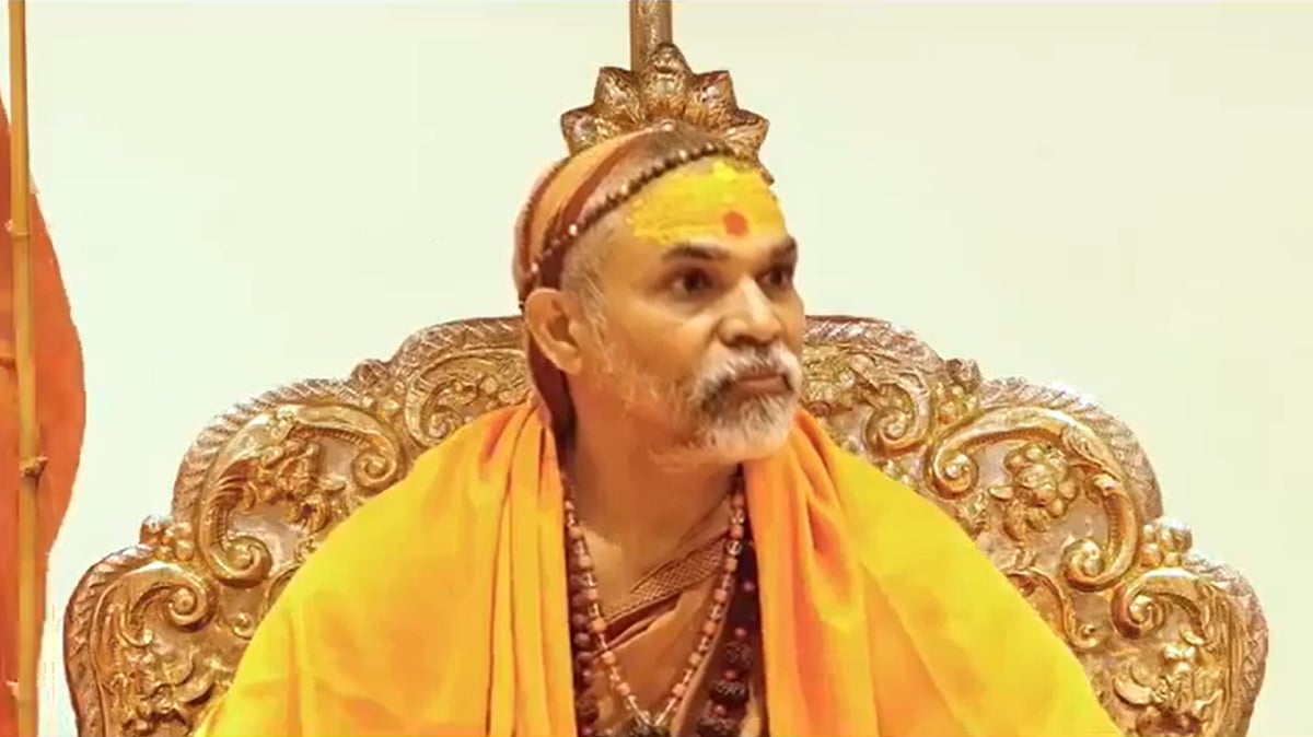 Screen grab of the Shankaracharya defending Rahul Gandhi's speech from @pbhushan1/X