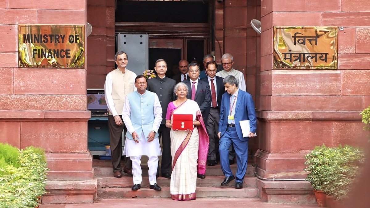 Nirmala Sitharaman with other members of Finance Ministry in New Delhi on 23 July (photo: Vipin/NH)
