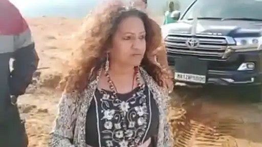 Manorama Khedkar, screen grab from the viral video