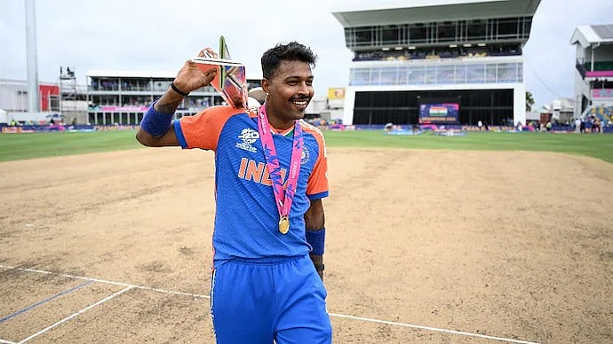 Hardik Pandya with the MVP trophy in Barbados (photo: Getty Images)