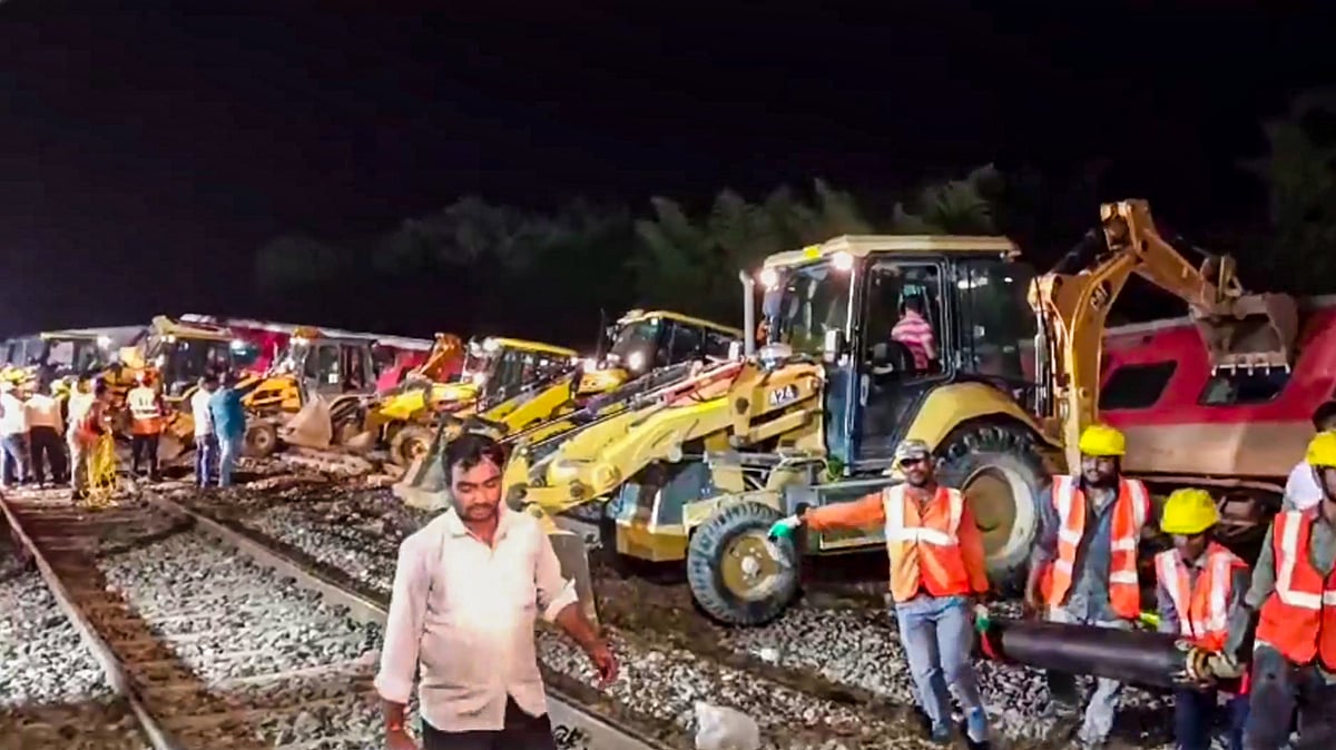 UP train accident: Death toll rises to 4, number of injured at 31