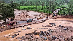 Wayanad landslide: Death toll reaches 123 as authorities rush to account for missing persons