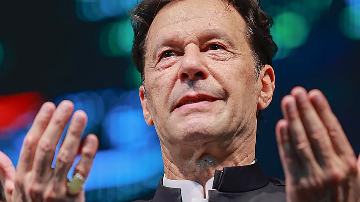 Pakistan government to ban Imran Khan's PTI party