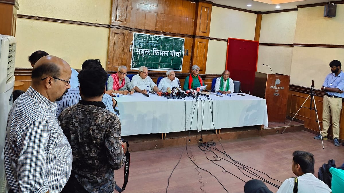 SKM leaders during a meeting in New Delhi on 11 July (photo: Vipin/NH)  