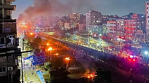 Violence grips Dhaka as quota clashes kill 11 more people in Bangladesh