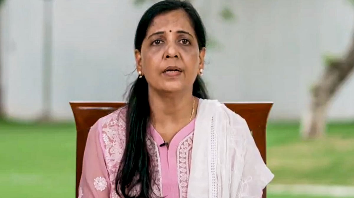 HC seeks Sunita Kejriwal's response on sharing recording of court proceedings