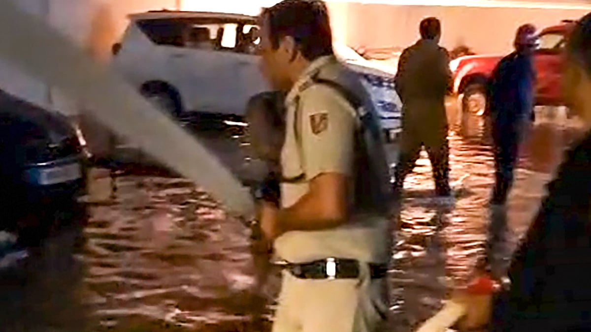 Rescue operation underway in coaching centre's basement (photo: PTI)