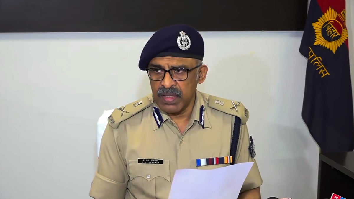2 persons have been taken into custody on the basis of CCTV footage obtained, says police (photo: PTI)