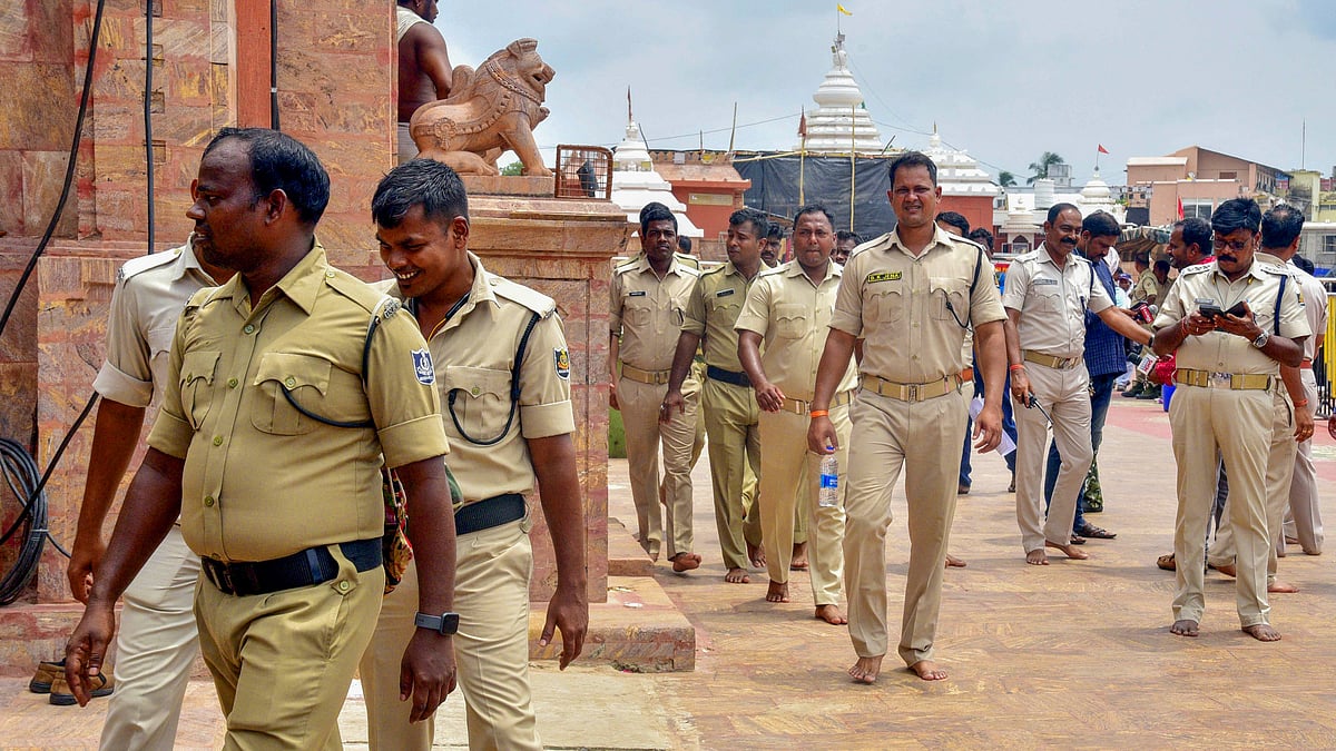 Policemen at Jagannath Temple in Puri on 14 July (photo: PTI)