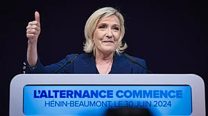 France: Indecisive first round gives way to record number of three-way contests on 7 July