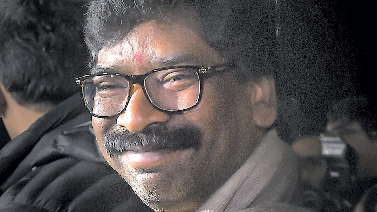 Money laundering case: SC rejects ED's plea challenging Hemant Soren's bail