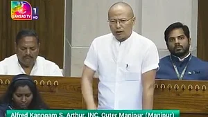 Fresh violence erupts in Manipur’s Jiribam less than 24 hours after Meitei-Hmar agreement