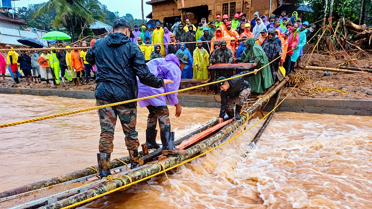 A river in spate following excessive rains (photo: PTI) 