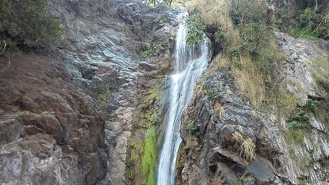 Rani Dahra falls (photo: Facebook)