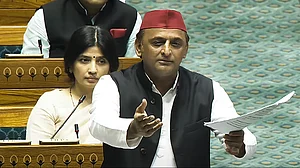 Akhilesh Yadav urges government to protect Ayodhya rape victim